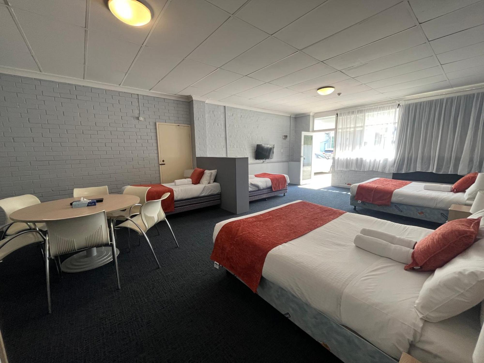 Princes Lodge Motel Adelaide Bagian luar foto
