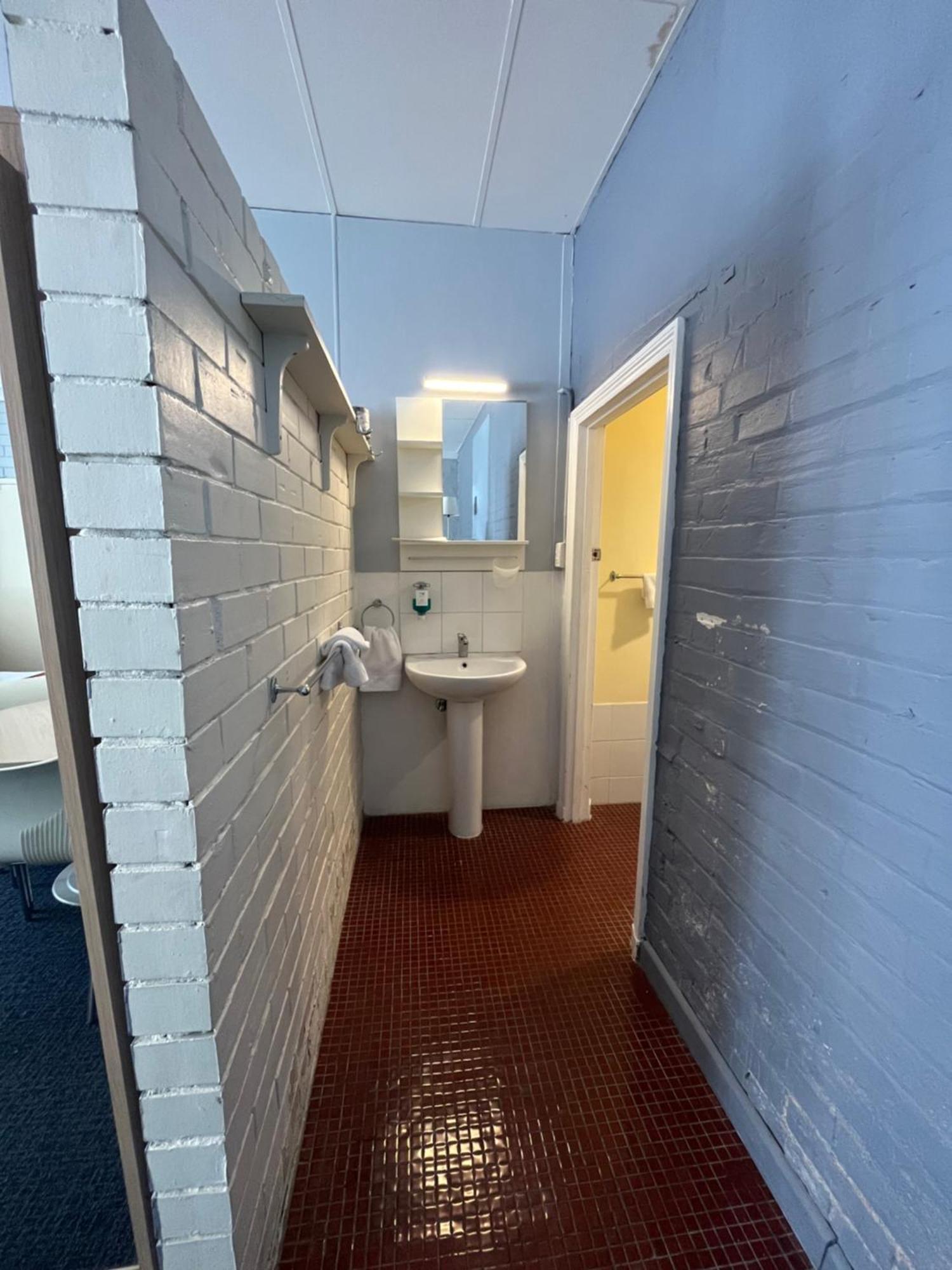 Princes Lodge Motel Adelaide Bagian luar foto