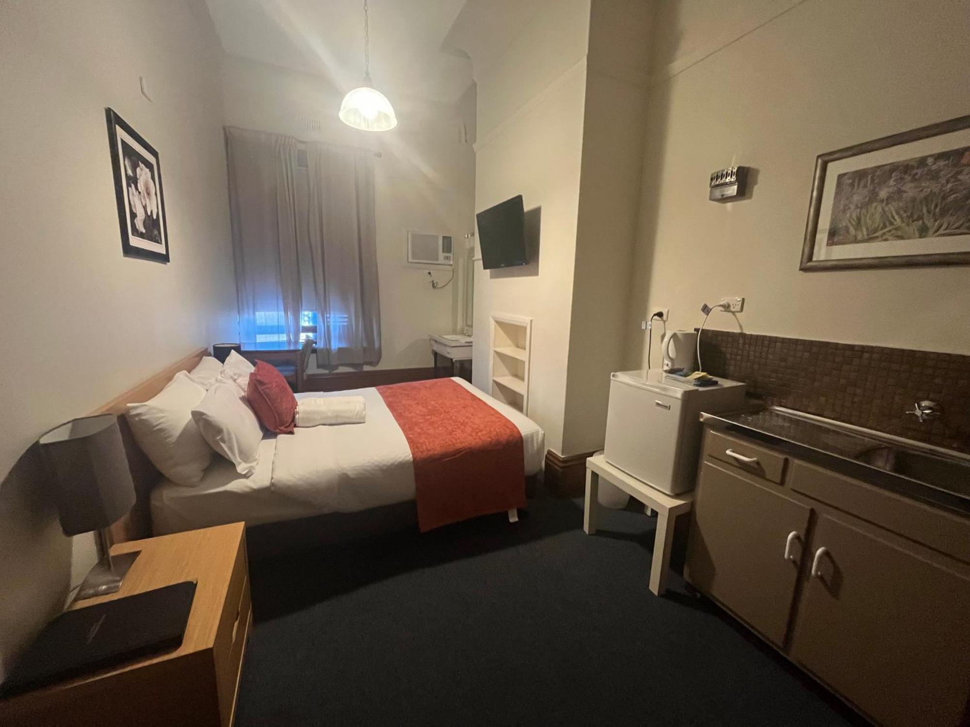 Princes Lodge Motel Adelaide Bagian luar foto