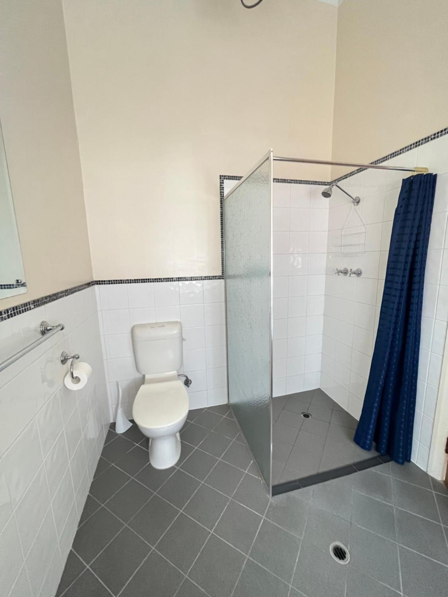 Princes Lodge Motel Adelaide Bagian luar foto